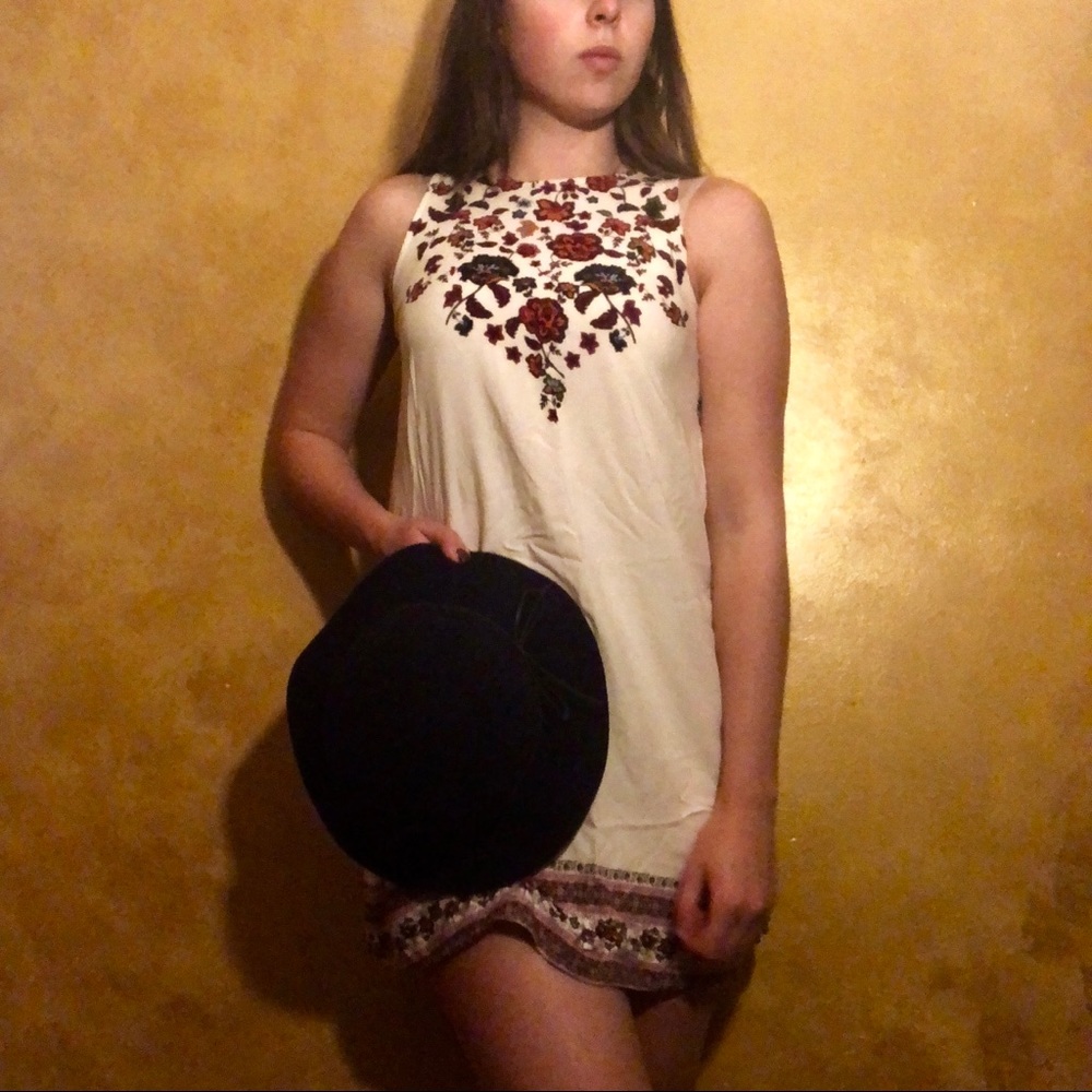 Xhilaration Fall Floral Shift Dress
